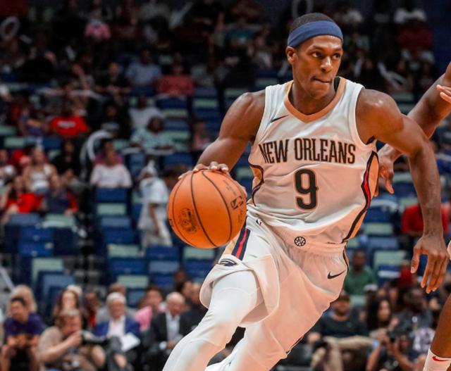 现出卓越的 现出卓越的